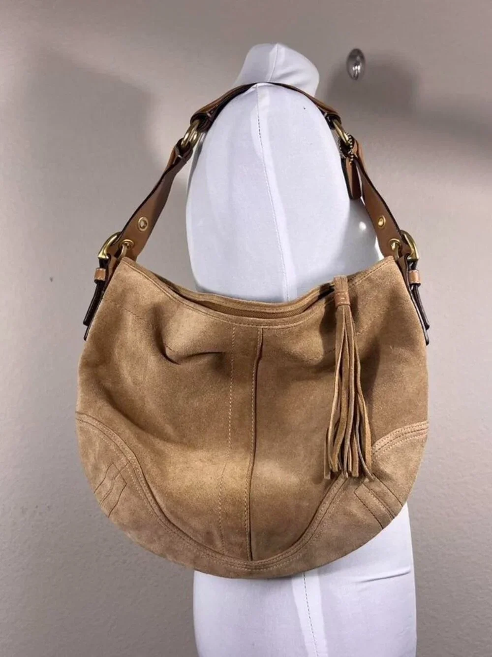 Vintage Y2K Coach Tan Suede Leather Soho Hobo Bag